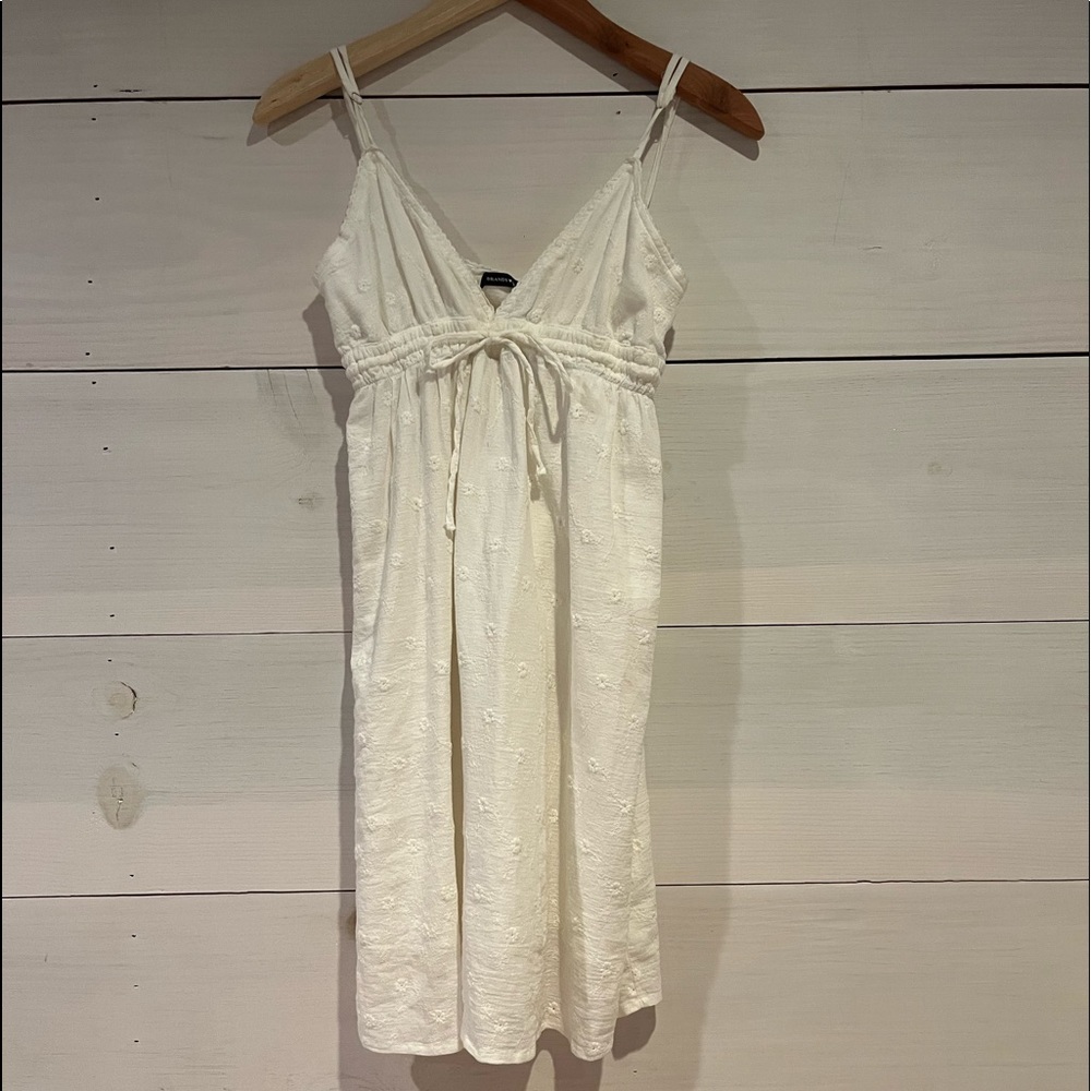 White dress with flowers, one size, Brandy Melville